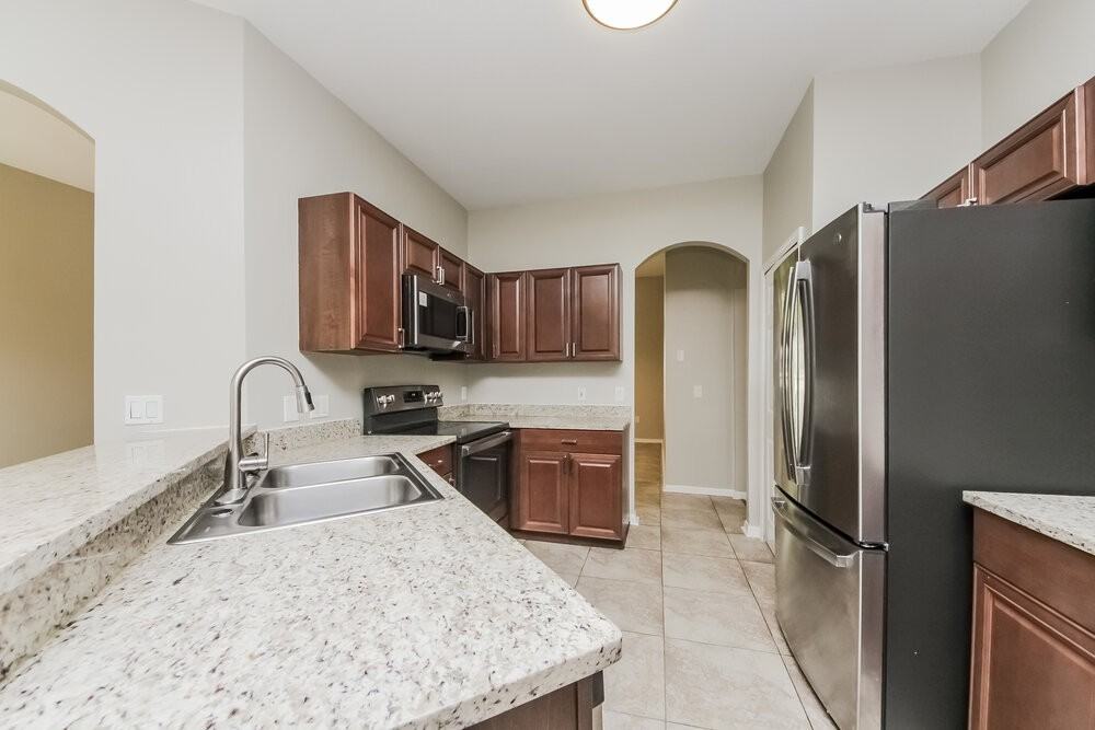 4204 Lugano Ct - Photo 7 of 16