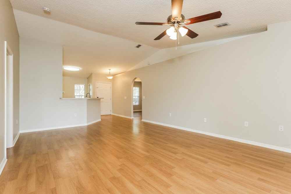12932 Kings Lake Dr - Photo 4 of 16