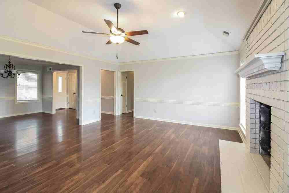 1104 Fox Trace Cv - Photo 3 of 16