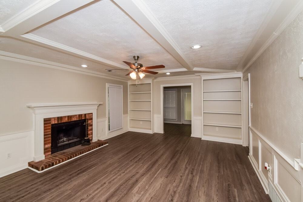 120 Shelley Renee Ln - Photo 4 of 17