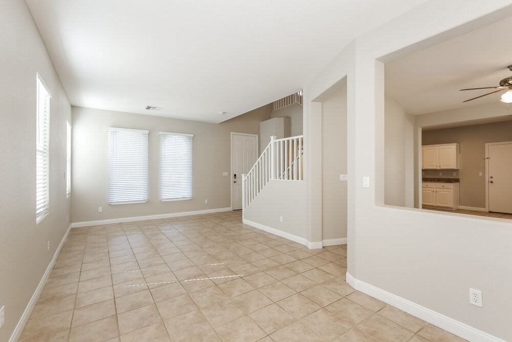 8573 Primula Ct - Photo 6 of 17