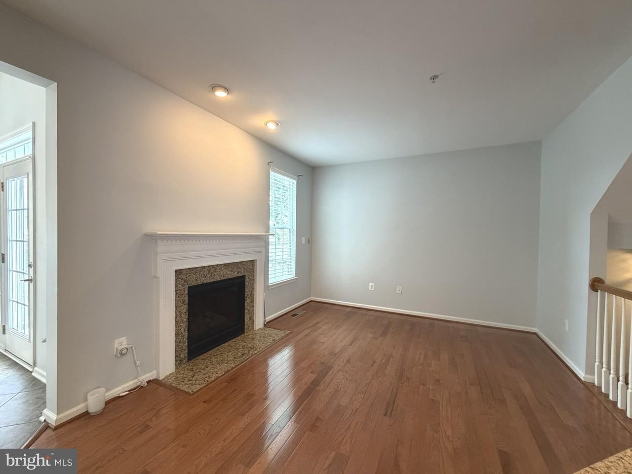 2911 Lomond Pl - Photo 5 of 19