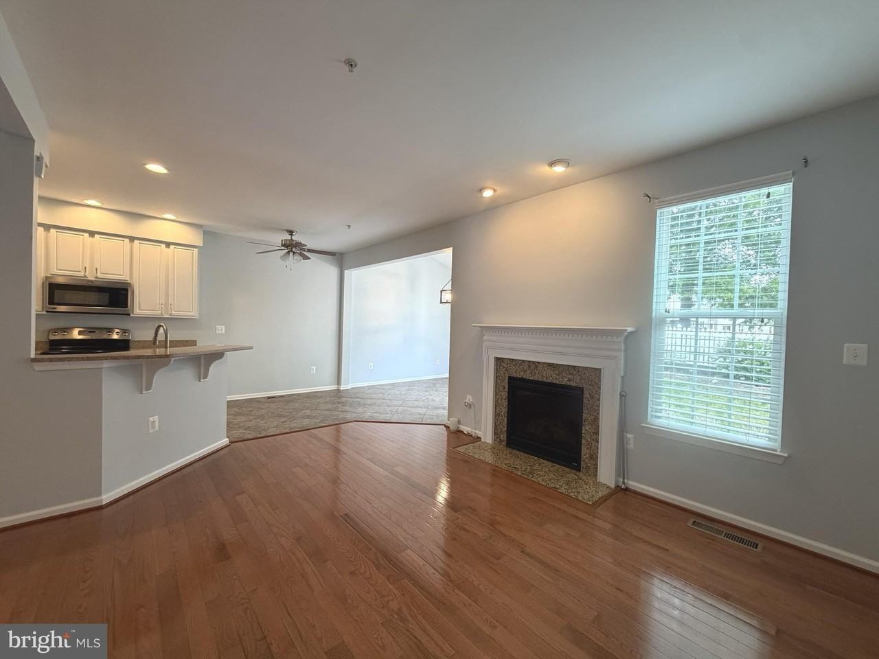 2911 Lomond Pl - Photo 6 of 19