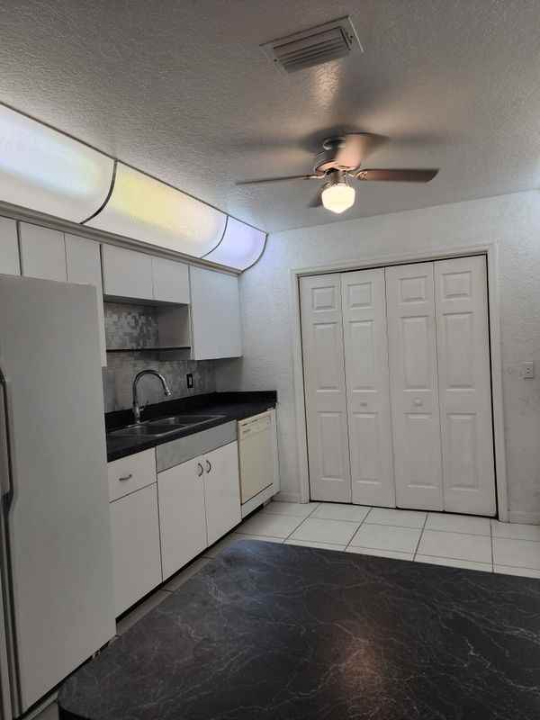 4289 Azora Rd - Photo 4 of 7