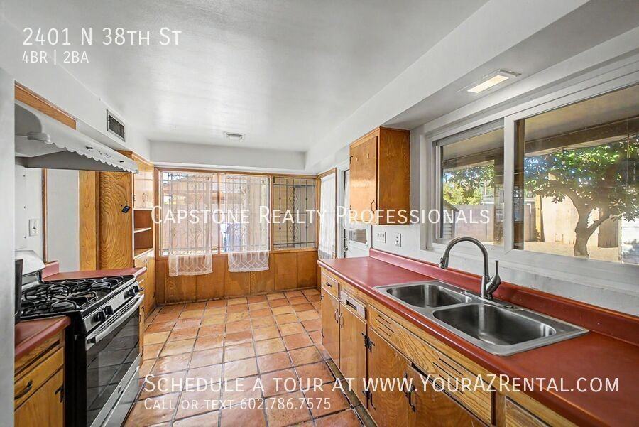 2401 N 38th St - Photo 6 of 22