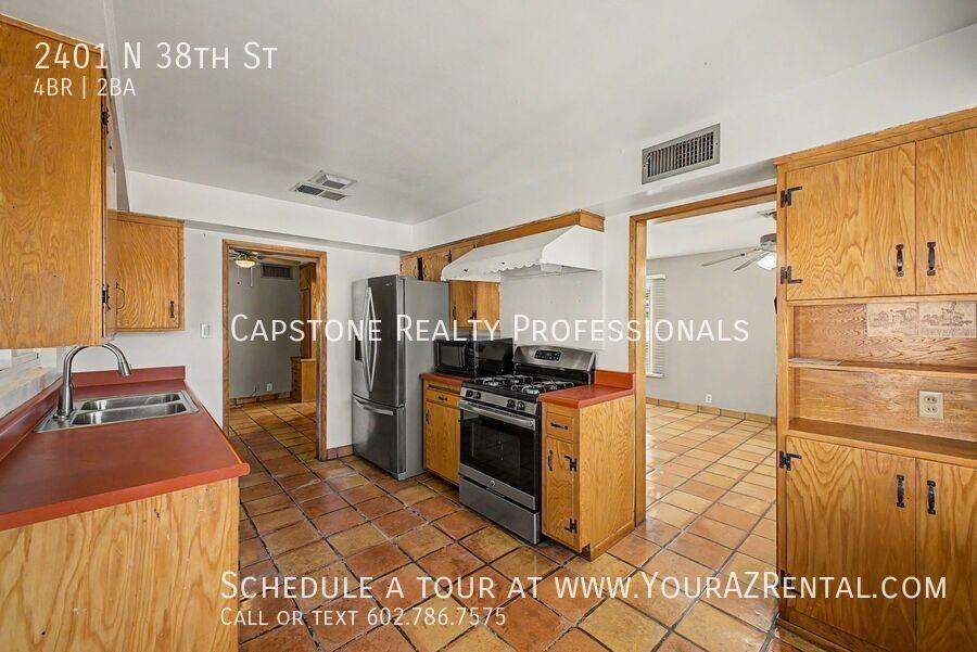 2401 N 38th St - Photo 7 of 22