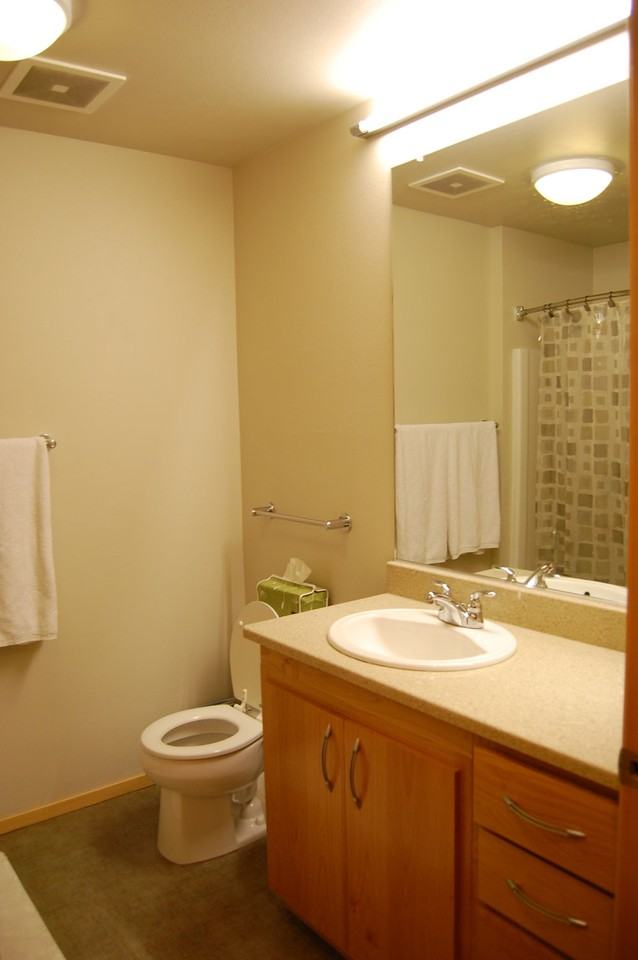 NW 10th Ave & NW Marshall St #202 - Photo 6 of 11