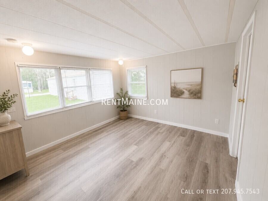 799 Stillwater Ave #13 - Photo 4 of 10