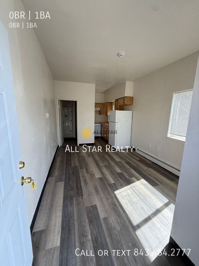 3901 Northwood Dr #8 - Photo 4 of 11