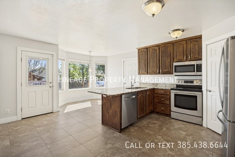 13863 S Kessler Peak Dr #A - Photo 3 of 20