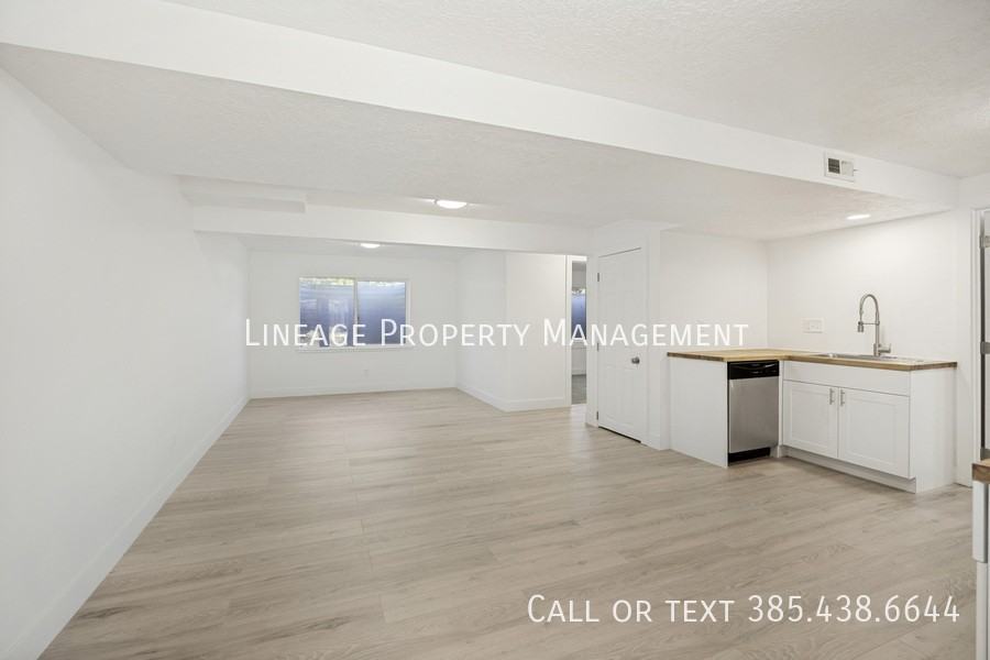 13863 S Kessler Peak Dr #B - Photo 2 of 19
