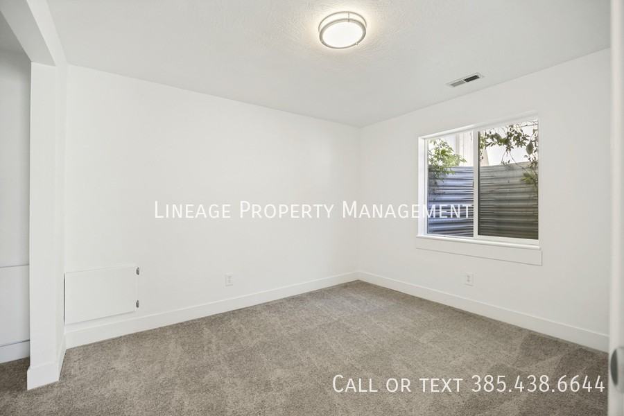 13863 S Kessler Peak Dr #B - Photo 7 of 19