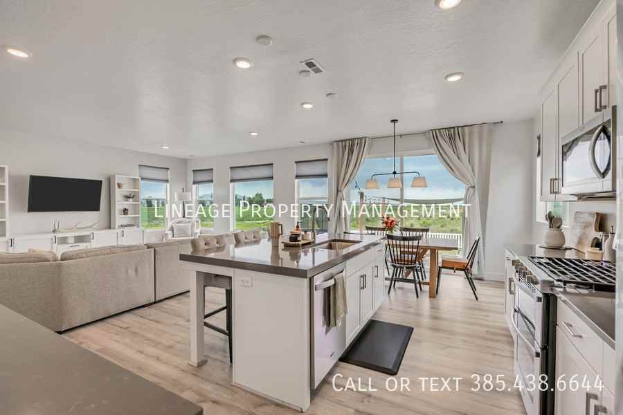 3056 S Shoreline Dr - Photo 6 of 18