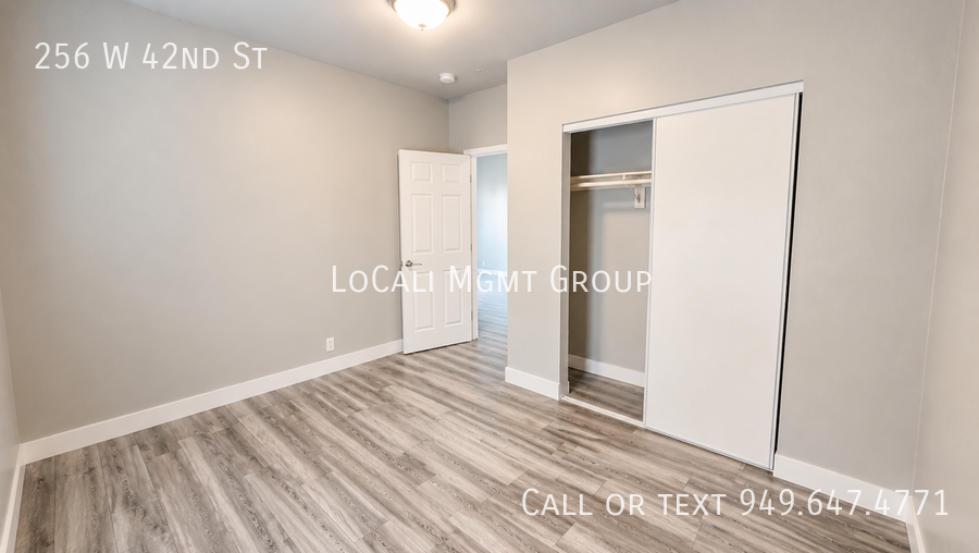 256 W 42nd St - Photo 7 of 8
