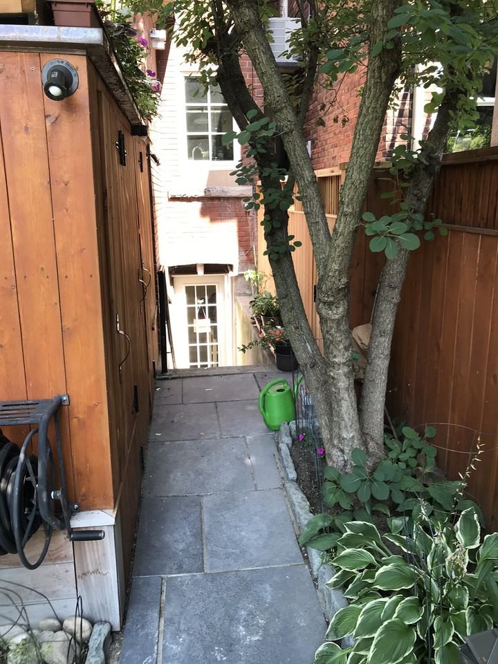 37 Dixon Ave - Photo 2 of 9