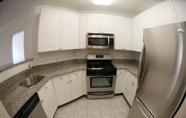 8183 Carnegie Hall Ct #20 - Photo 7 of 18