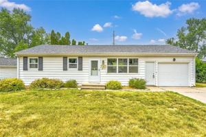 featured image of 2110 F Ave Ne
