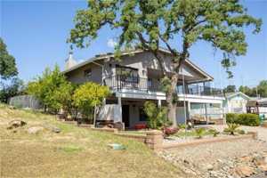 featured image of 11 Kokanee Dr