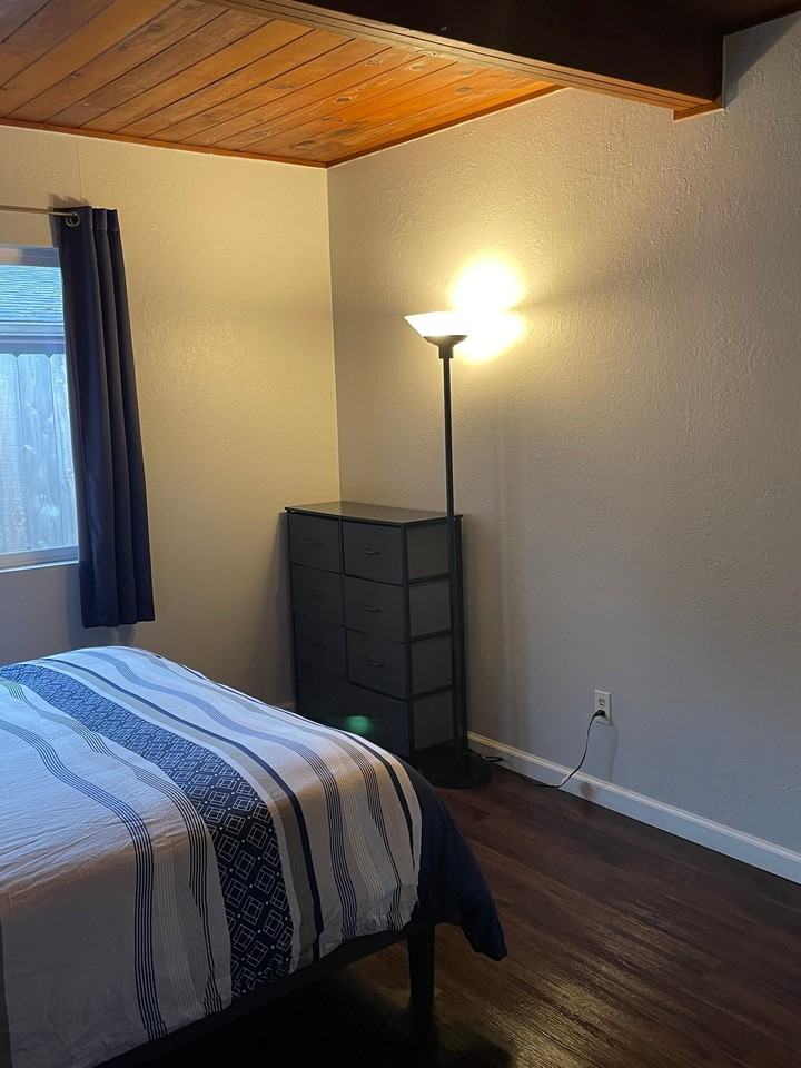 2351 Austin St - Photo 4 of 15