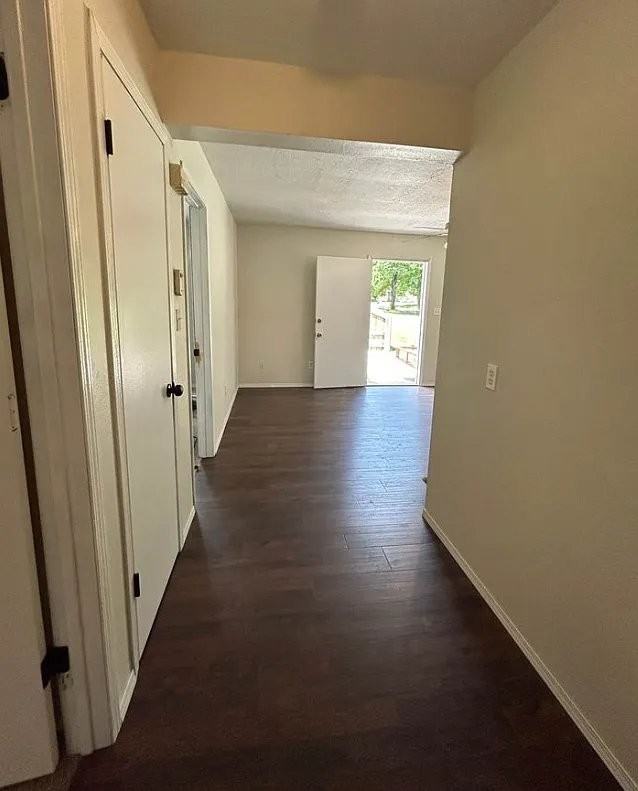 1409 N Clay Ave #A - Photo 3 of 11