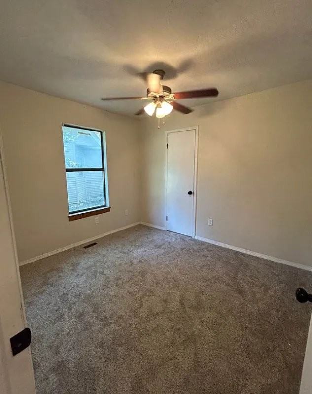 1409 N Clay Ave #A - Photo 5 of 11