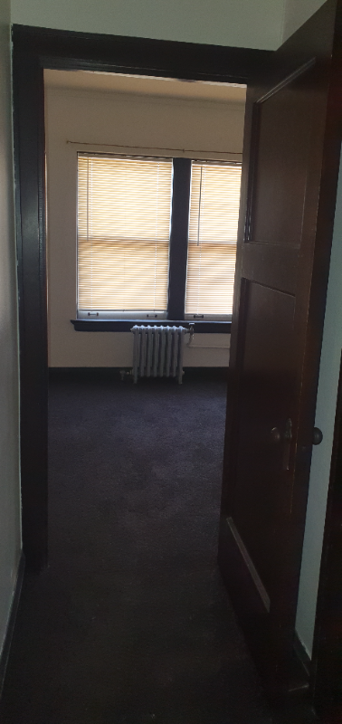 2518 W Wisconsin Ave #4thFL - Photo 7 of 8