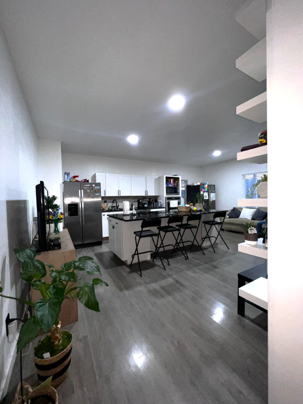 305 Ne - Photo 4 of 15