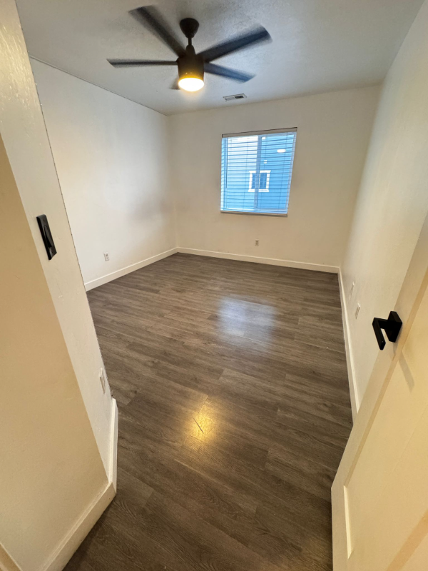 305 Ne - Photo 3 of 13