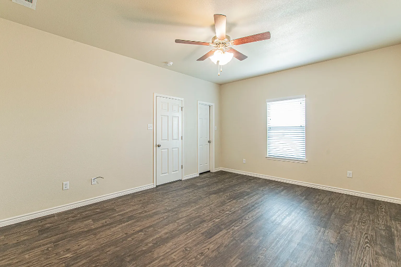 3600 Barnacle Dr - Photo 3 of 7