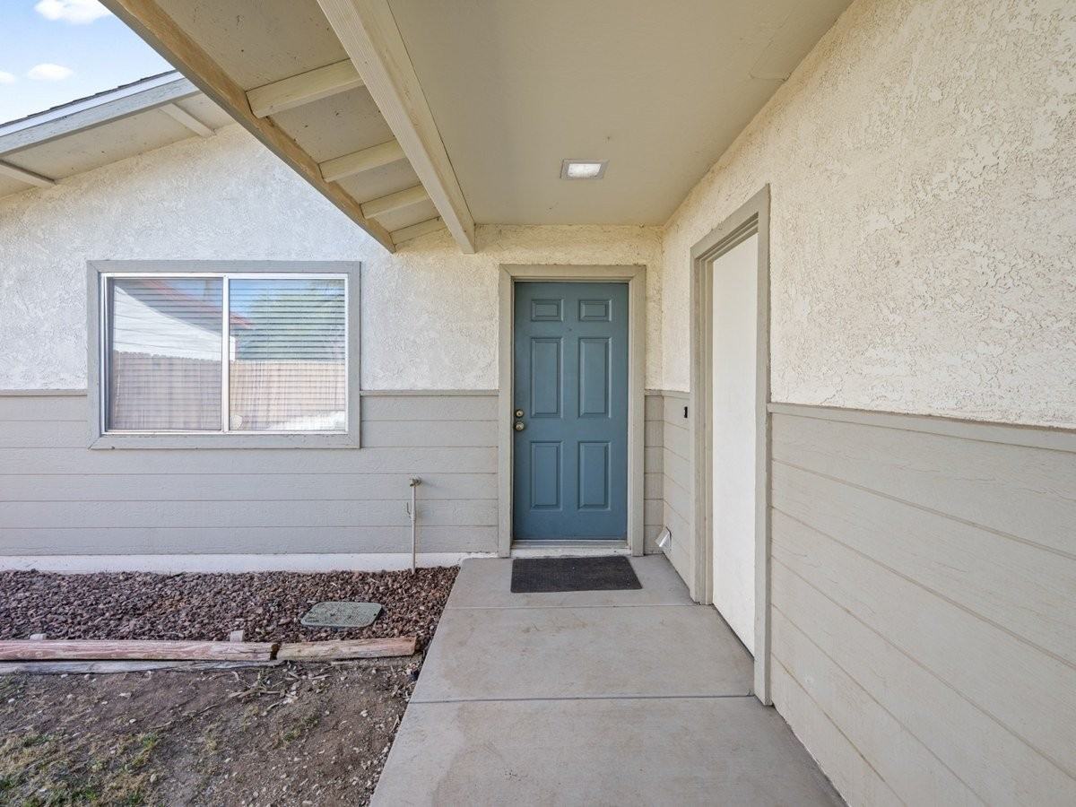 1237 Lenrey Ave - Photo 7 of 20