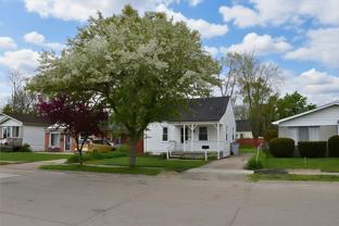 23723 Vassar Ave - Photo 1 of 1