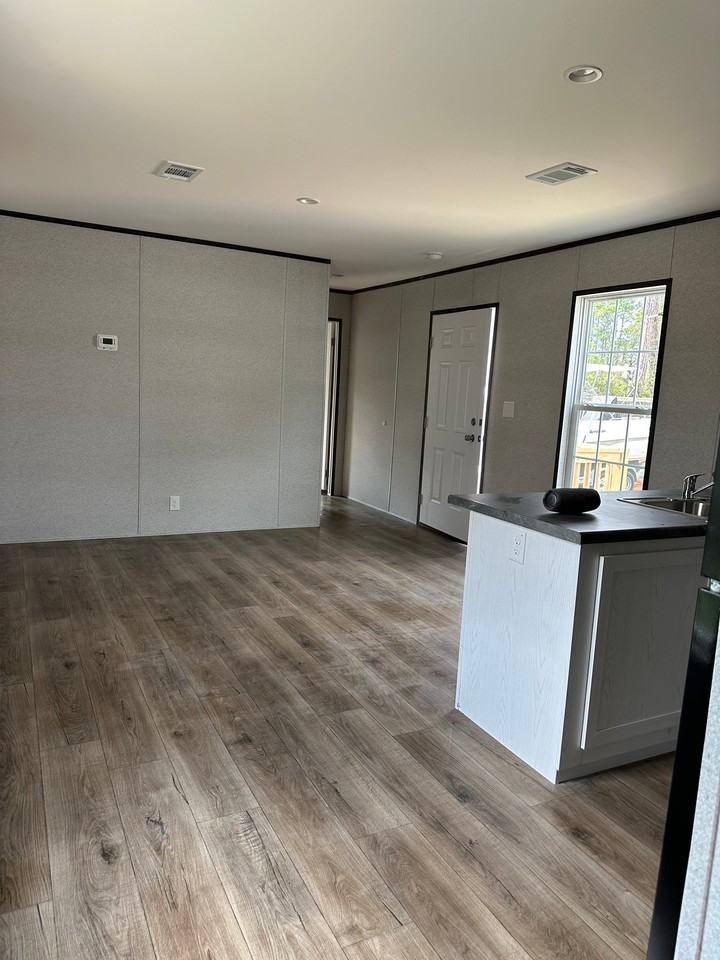 561 Mack Bayou Rd - Photo 4 of 14
