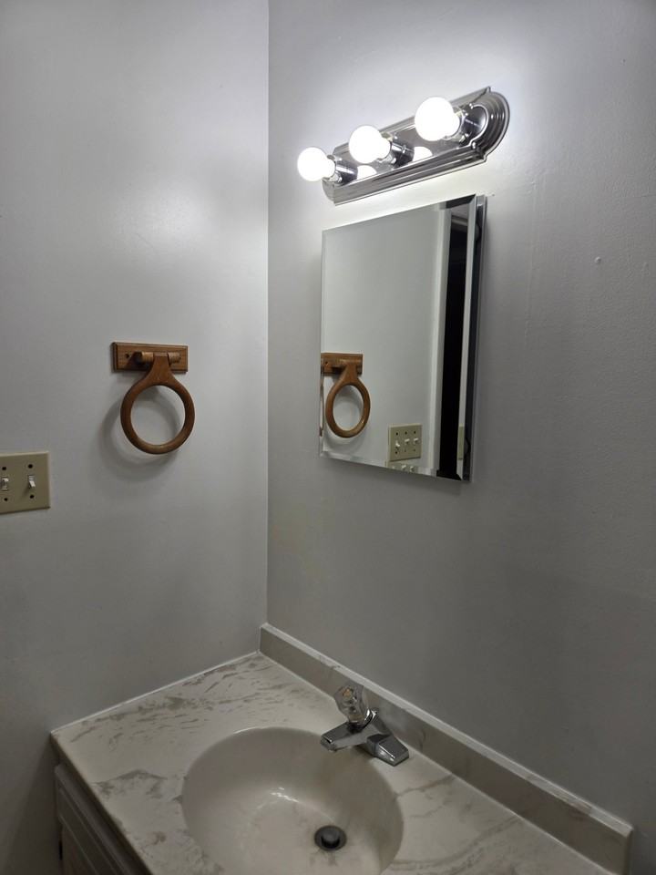 100 Wyncote Ct #100 - Photo 5 of 20