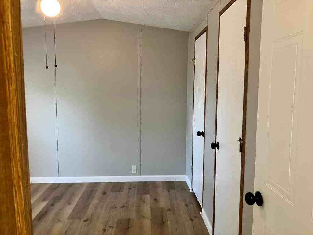 44 Deerwood Park - Photo 7 of 12