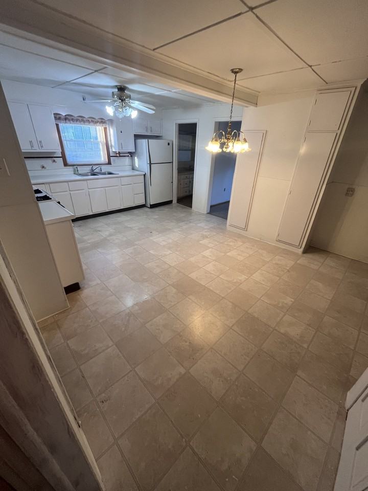67 William St #1 - Photo 2 of 10