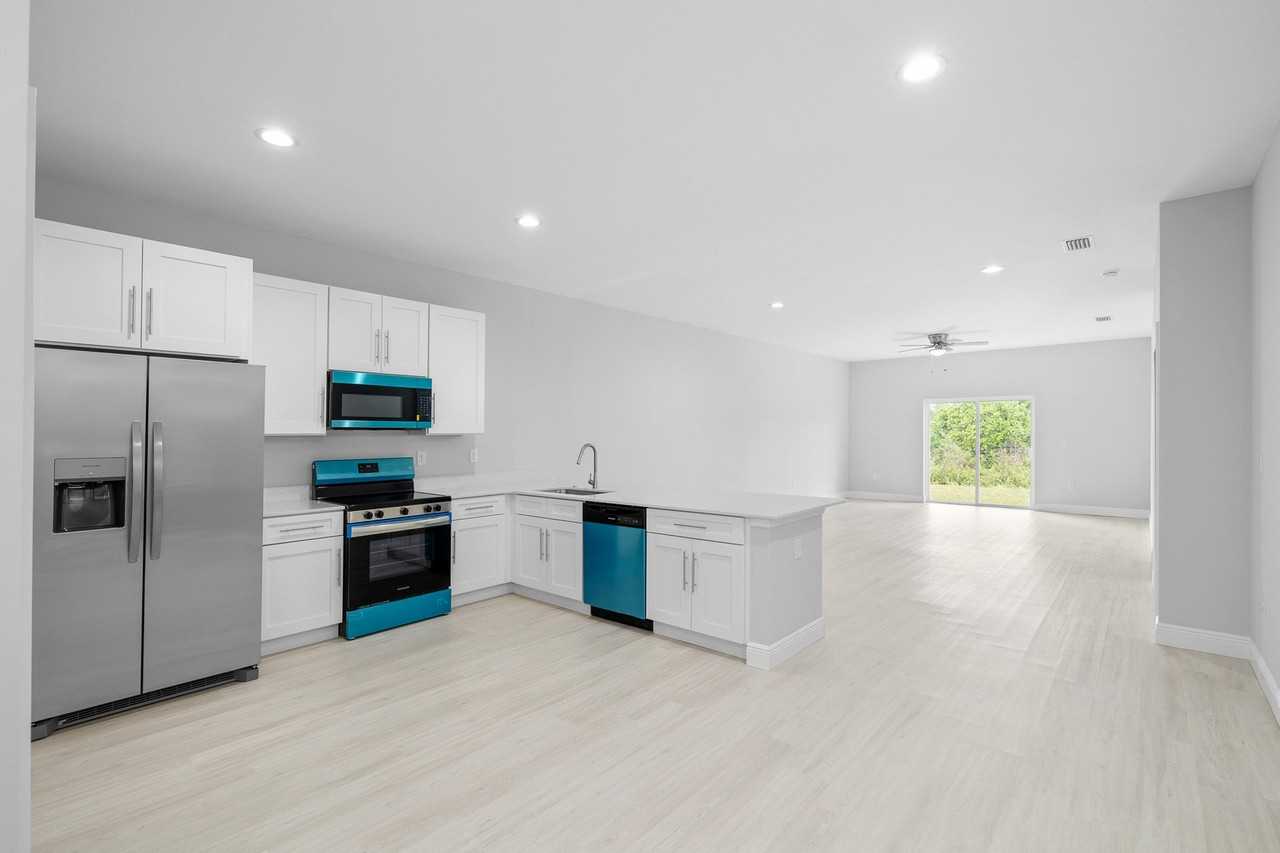 10026 Cocoa Beach St #10026 - Photo 4 of 17