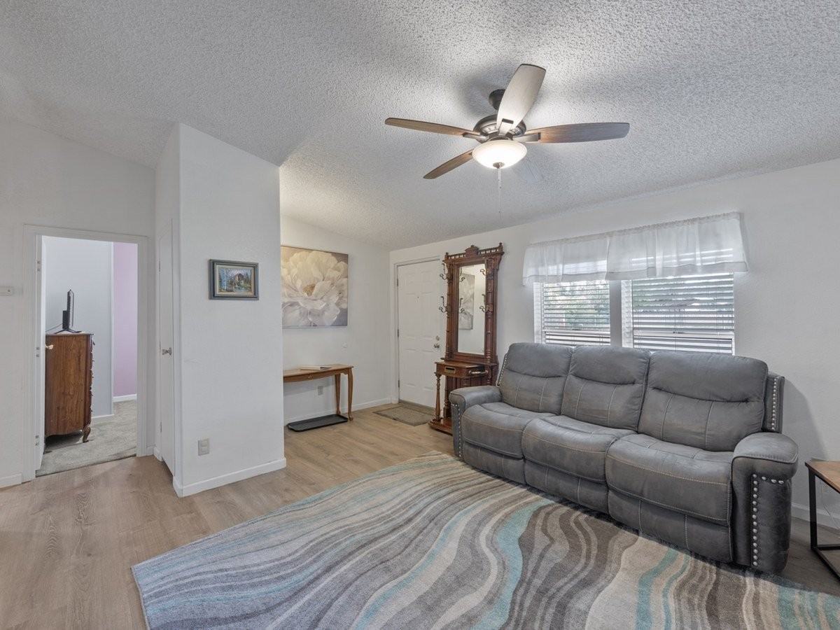 1443A S Clark Rd - Photo 2 of 18