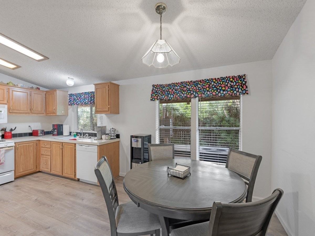 1443A S Clark Rd - Photo 3 of 18