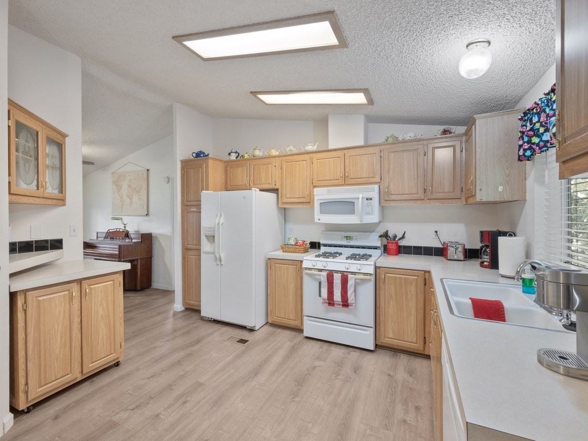 1443A S Clark Rd - Photo 6 of 18