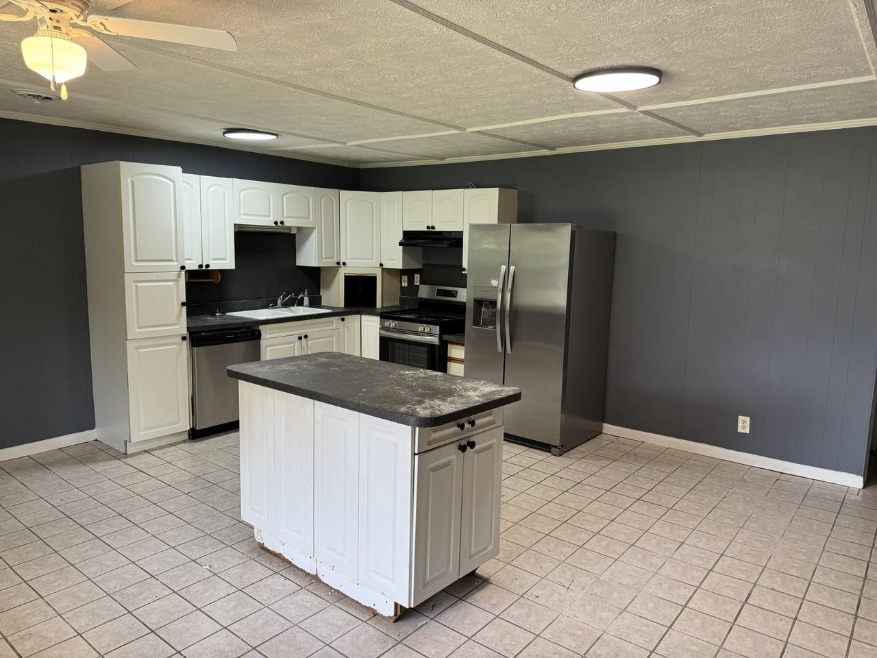 1707 Ridge Rd #1707 - Photo 2 of 15
