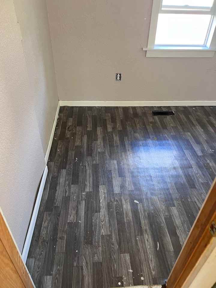 1556 N Taylor Ave - Photo 5 of 12
