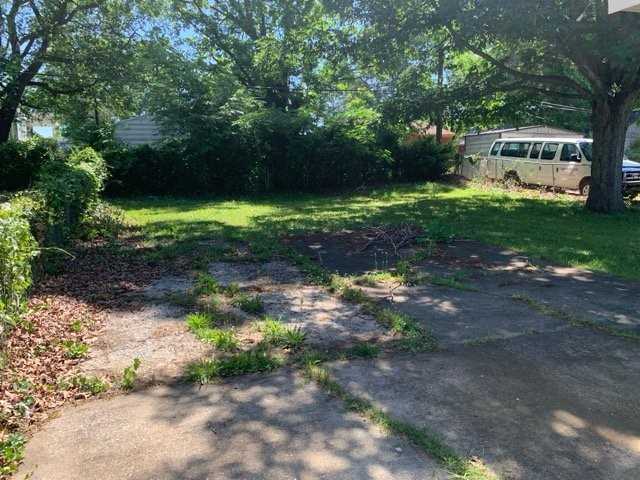 519 Avenue X - Photo 7 of 20