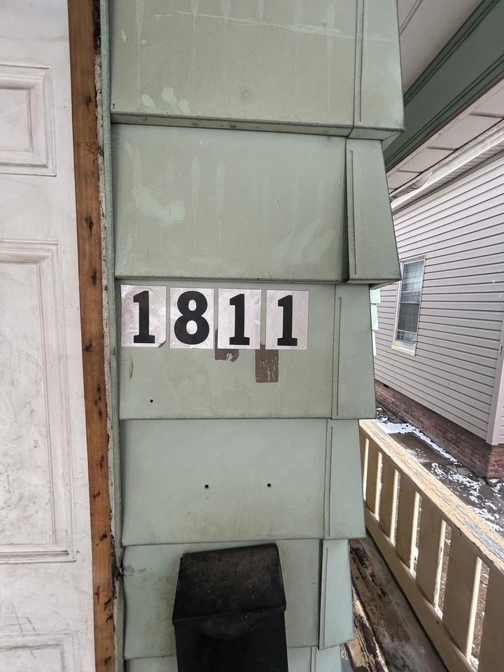 1811 W Millman St - Photo 2 of 20