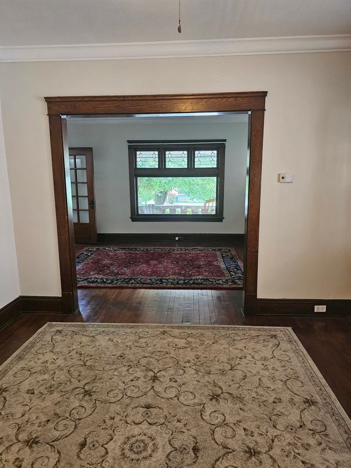2675 E 130th St #1 - Photo 4 of 20