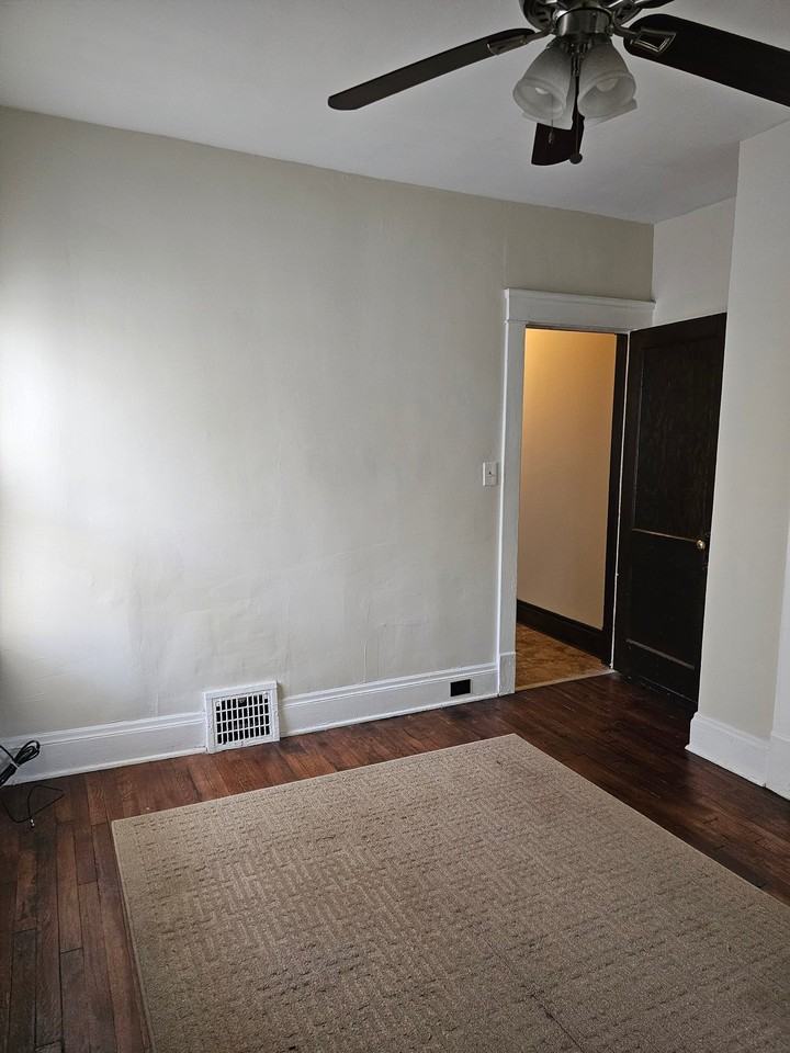 2675 E 130th St #1 - Photo 6 of 20