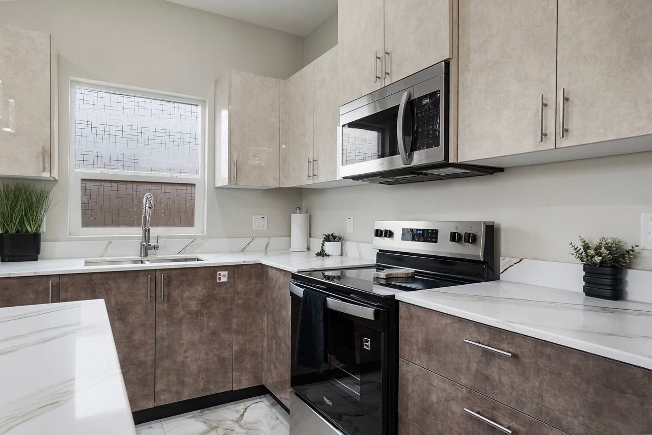 505 N Emerald Ave #4 - Photo 5 of 16