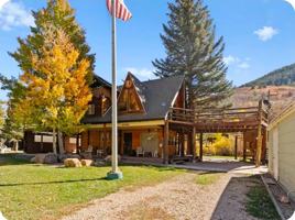 featured image of 4048 Samak Hills Rd