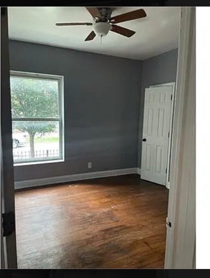 7236 S Jeffery Blvd - Photo 3 of 5