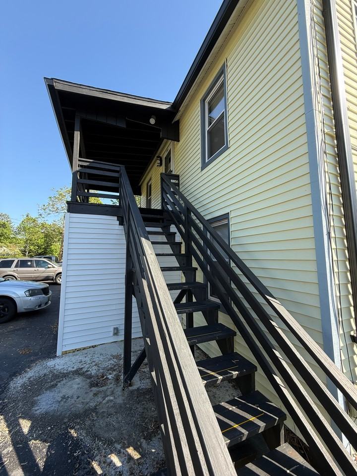 54A Henry St #2 - Photo 3 of 20