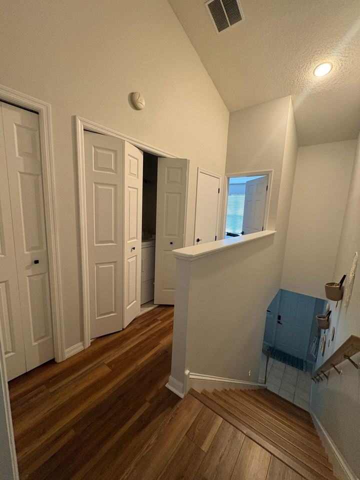 12721 Sunland Ct - Photo 6 of 17